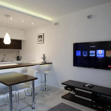 Aquarius Apartament *